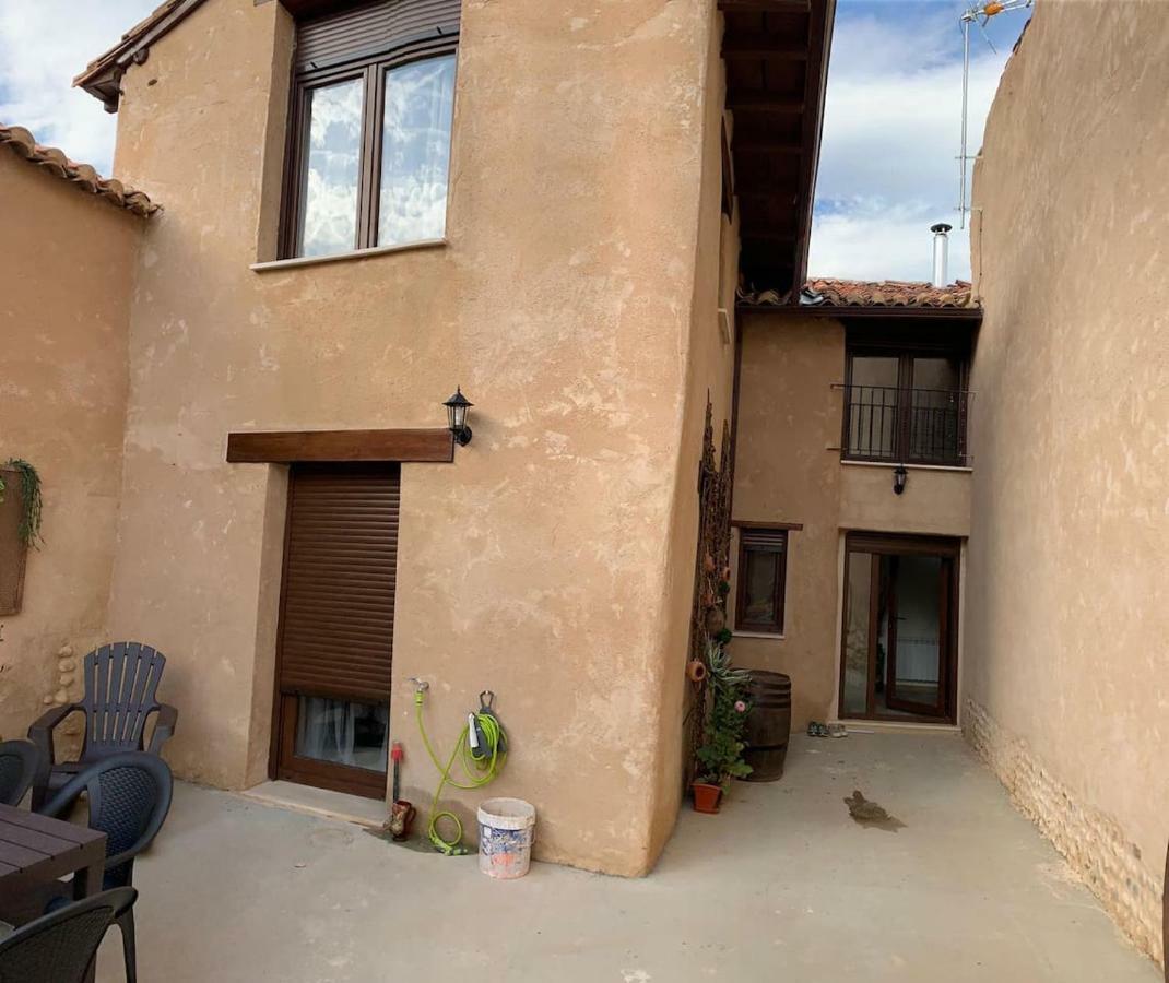 Villa El pajar de Miro Villaturiel Exterior foto